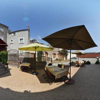 Hotel Logis Le Bretagne Sillé-le-Guillaume