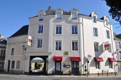Logis Le Bretagne Sillé-le-Guillaume